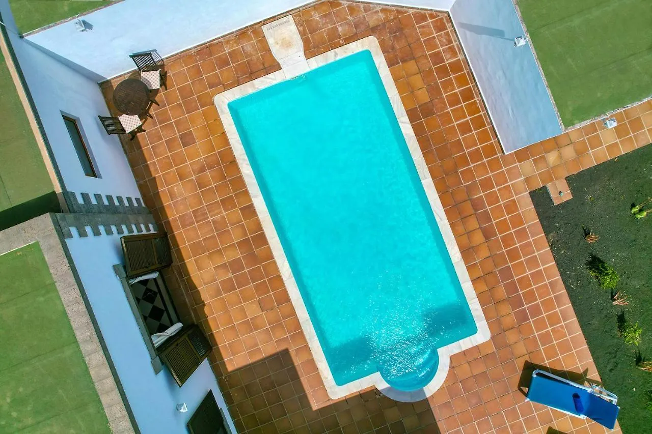 Сasa de vacaciones Villa Casa Fatmar Montana Roja-Piscina Privada Playa Blanca