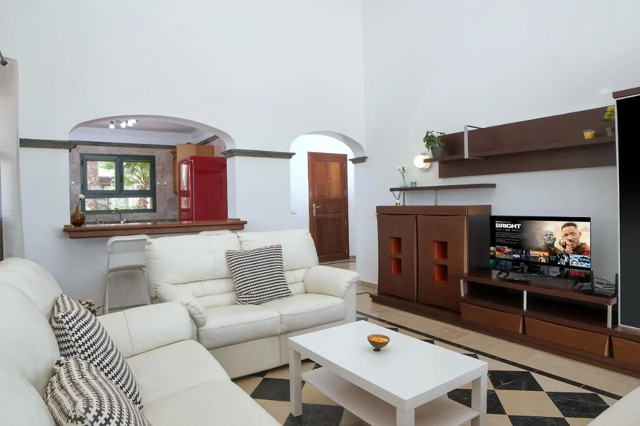 Vakantiehuis Casa Fatmar Montana Roja-Piscina Privada Villa Playa Blanca