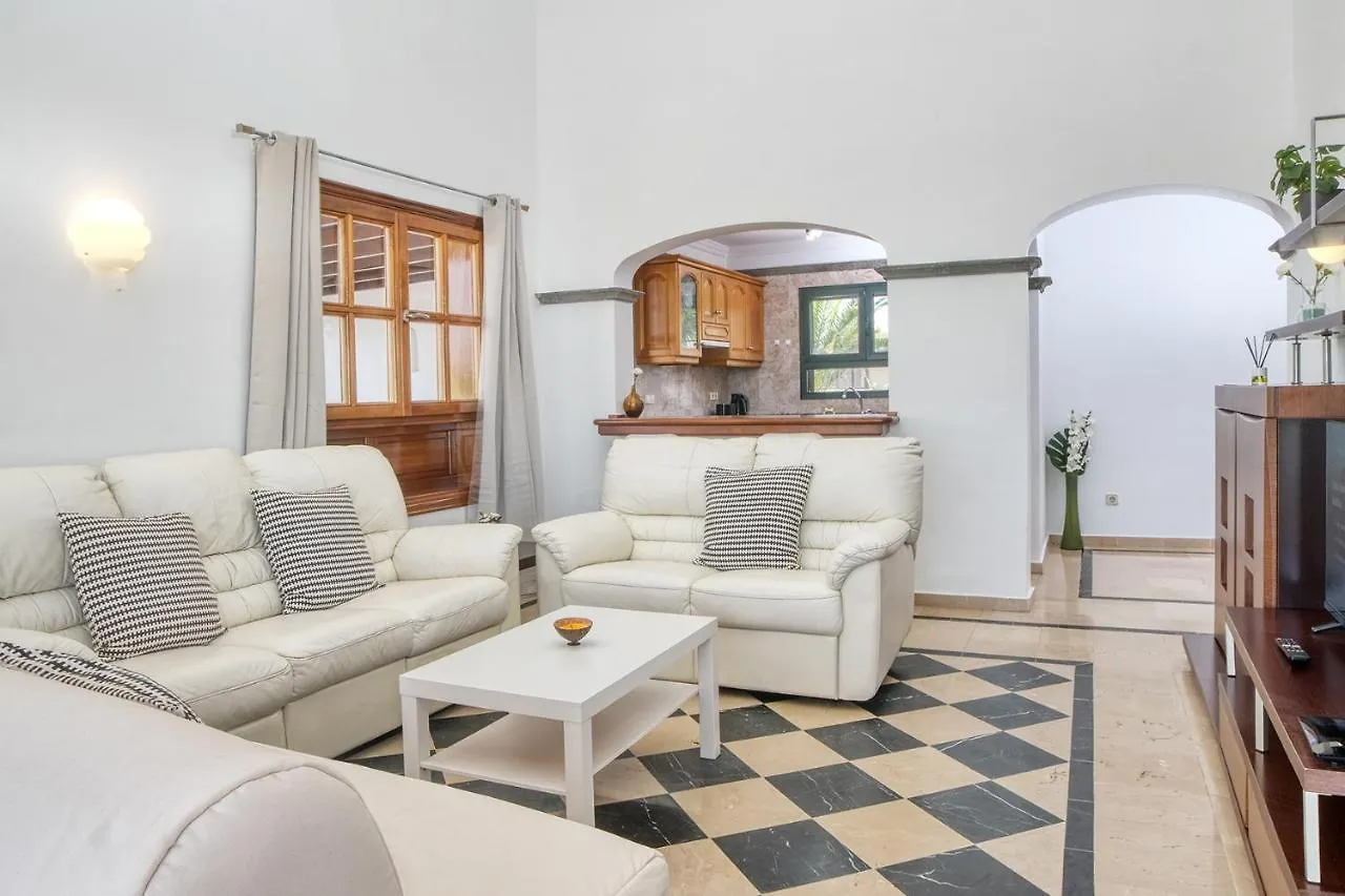 Villa Casa Fatmar Montana Roja-Piscina Privada Playa Blanca  España