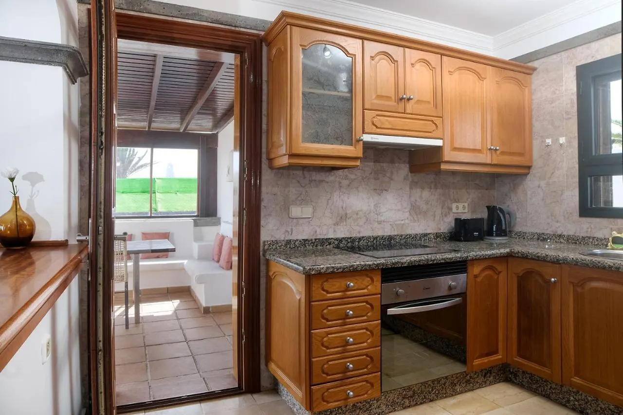 Casa Fatmar Montana Roja-Piscina Privada Villa Playa Blanca  Spain